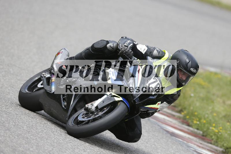 /Archiv-2025/22 06.06.2025 DISCOVER the BIKE ADR/Race 3 rot/70